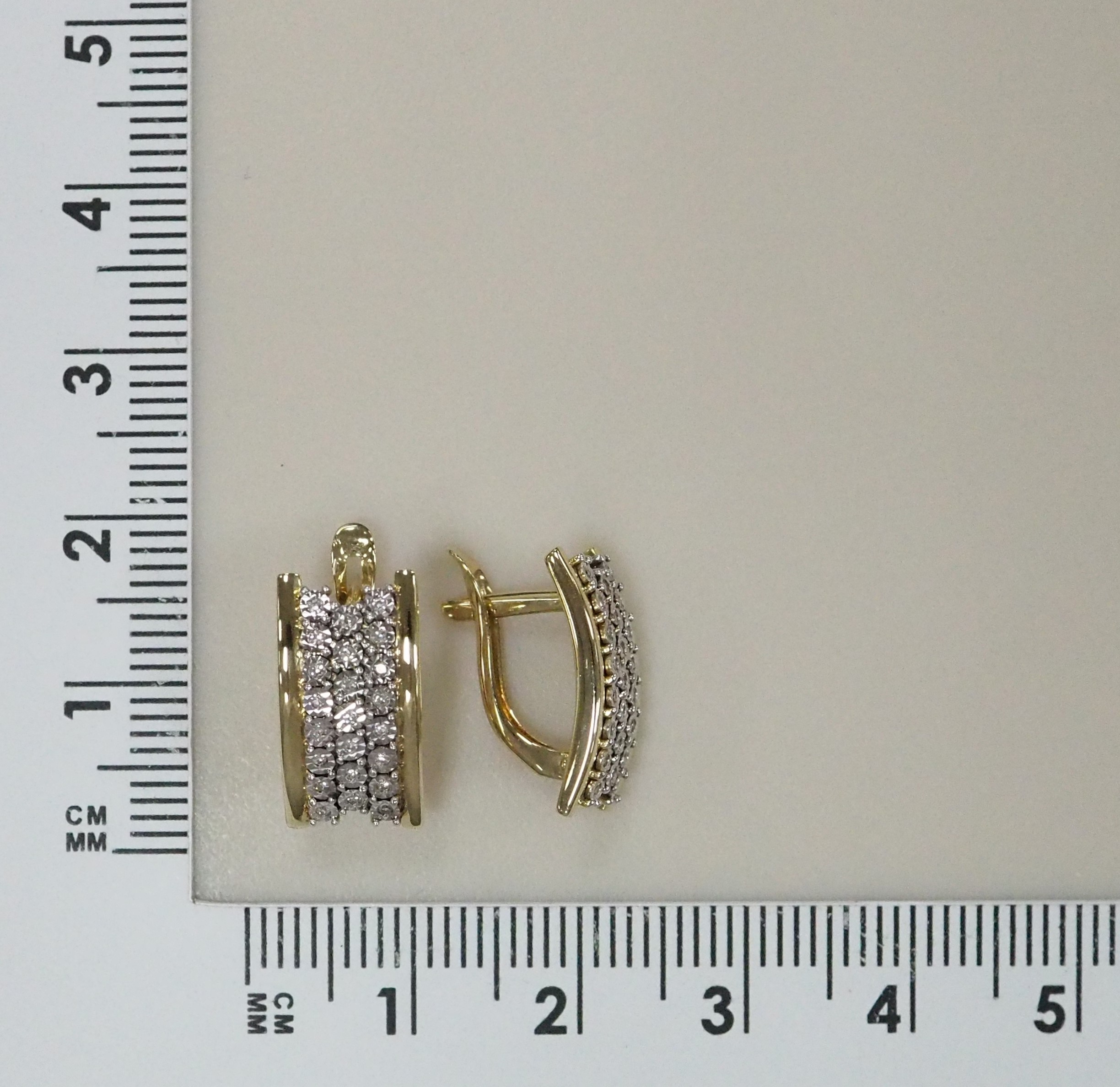 10511-000846 Серьги (Au 585)